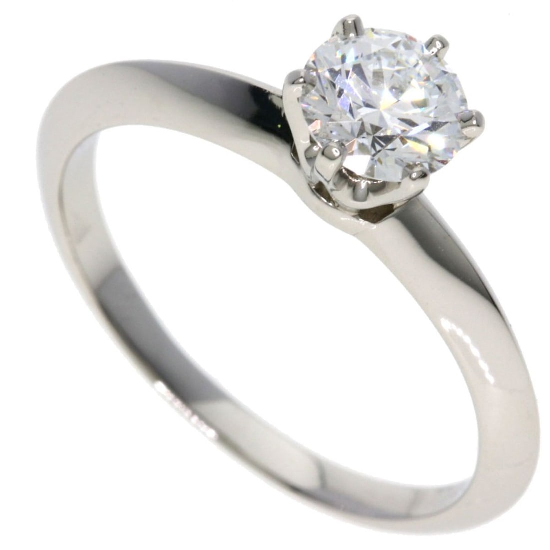 Tiffany & Co. Solitaire Diamond E-VS1 Ring, Platinum PT950, Women's Ring.: --- Catalog ---Category: SizeJP Size: 11.5US Size: 6Category: DesignType: Band ringStone: DiamondGender: WomenMaterial: Platinum 950Category: GeneralBrand: Tiffany--- Item List ---Section: ConditionRa