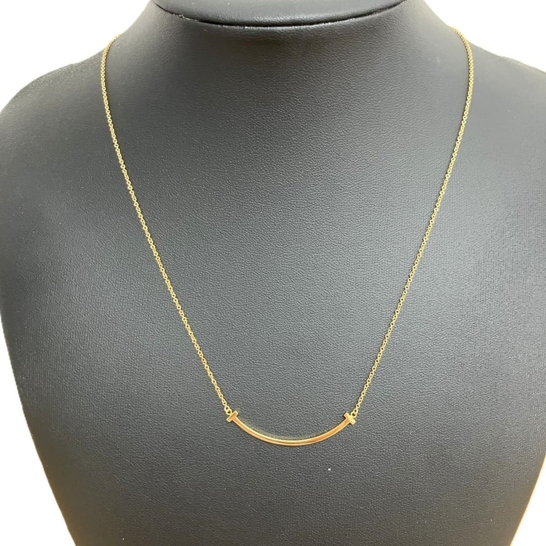 Tiffany & Co. Au750 T Smile Small Necklace (1 of 10)