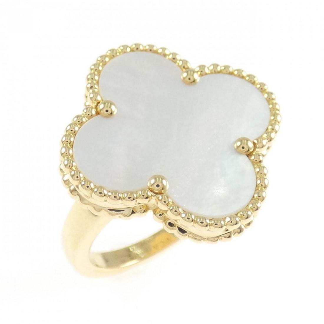 Van Cleef & Arpels Magic Alhambra Ring: --- Catalog ---Category: SizeUS Size: 4.5Brand Size: 48Category: DesignType: Band ringGender: WomenMaterial: Yellow gold (18K)Category: GeneralBrand: Van Cleef & Arpels--- Item List ---Section: