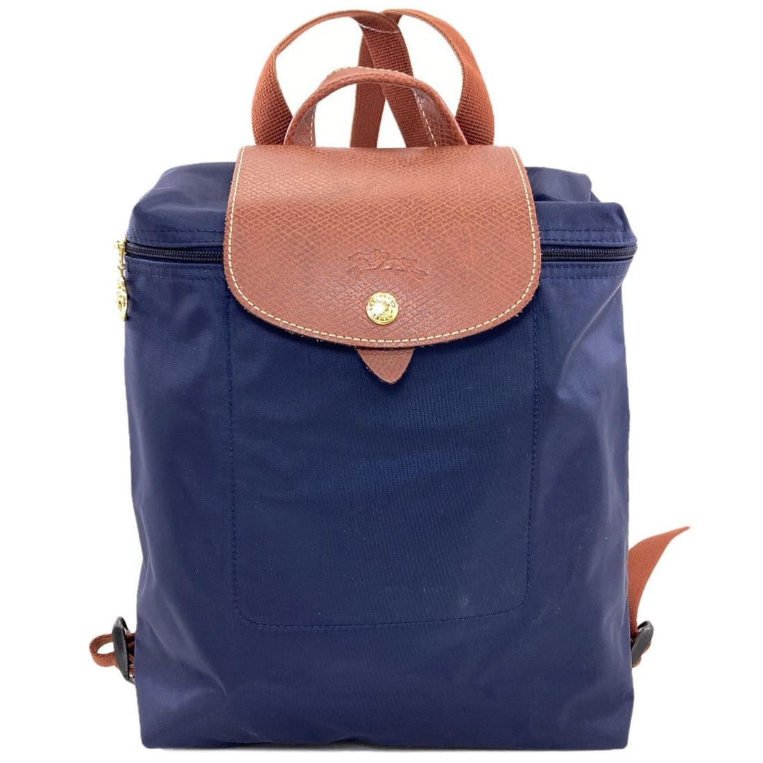 Longchamp Le Pliage Backpack/Daypack Bag, Nylon Material, Women's: --- Catalog ---Category: SizeSize (HxWxD): 30cm x 24cm x 10cm / 11.81'' x 9.44'' x 3.93''Category: DesignType: BackpackColor: NavyGender: WomenMaterial: Nylon Category: GeneralBrand: Longchamp--- Item