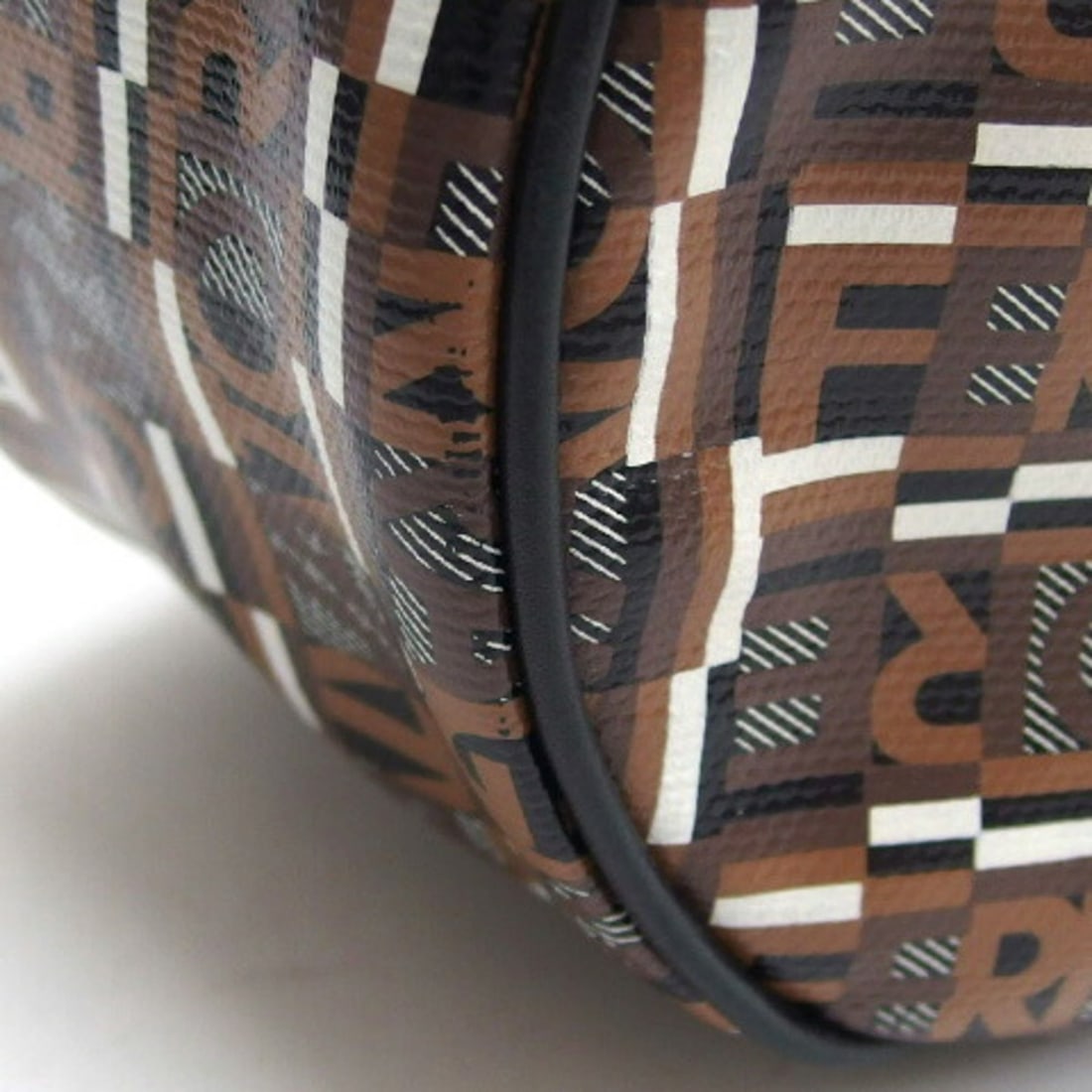 Salvatore Ferragamo printed bag - 7