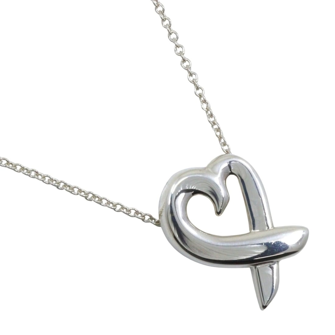 Tiffany & Co. Loving Heart Necklace, Paloma Picasso design, Sterling Silver 925, shape, approx.: --- Catalog ---Category: SizeWeight: 2.8g / 0.09oz.Pendant Size: 15mm x 11mm / 0.59'' x 0.43''Neck Circumference: 41 cm / 16.14''Category: DesignGender: WomenMaterial: Silver 925Necklace Type: Necklac