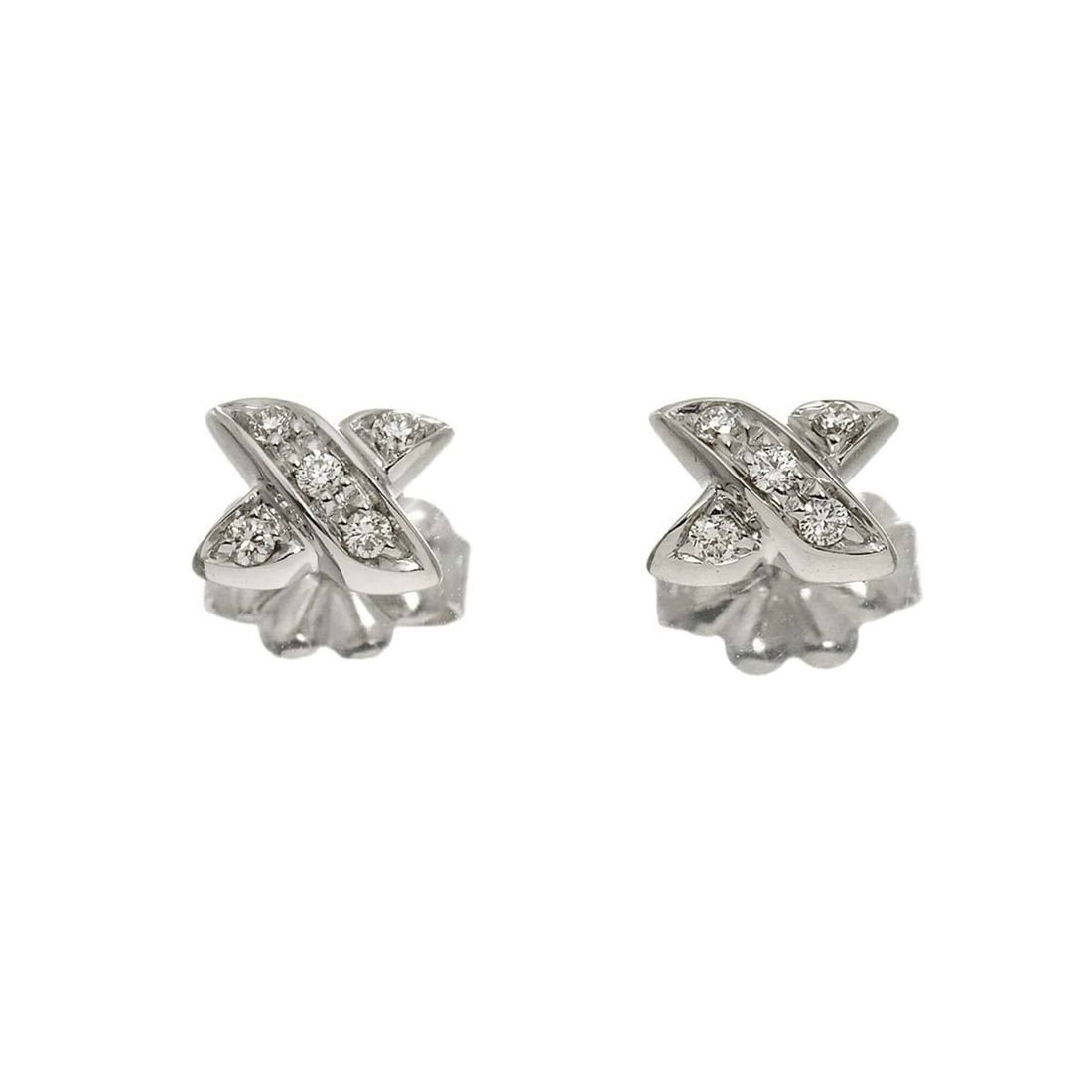 Tiffany & Co. Signature Diamond Earrings, 18K White Gold (750), Pierced Earrings: --- Catalog ---Category: SizeSize (HxWxD): 4.90mm x 6.30mm / 0.19'' x 0.25''Category: DesignType: Stud earringsGender: WomenMaterial: White gold (18K)Category: GeneralBrand: Tiffany--- Item List ---Se