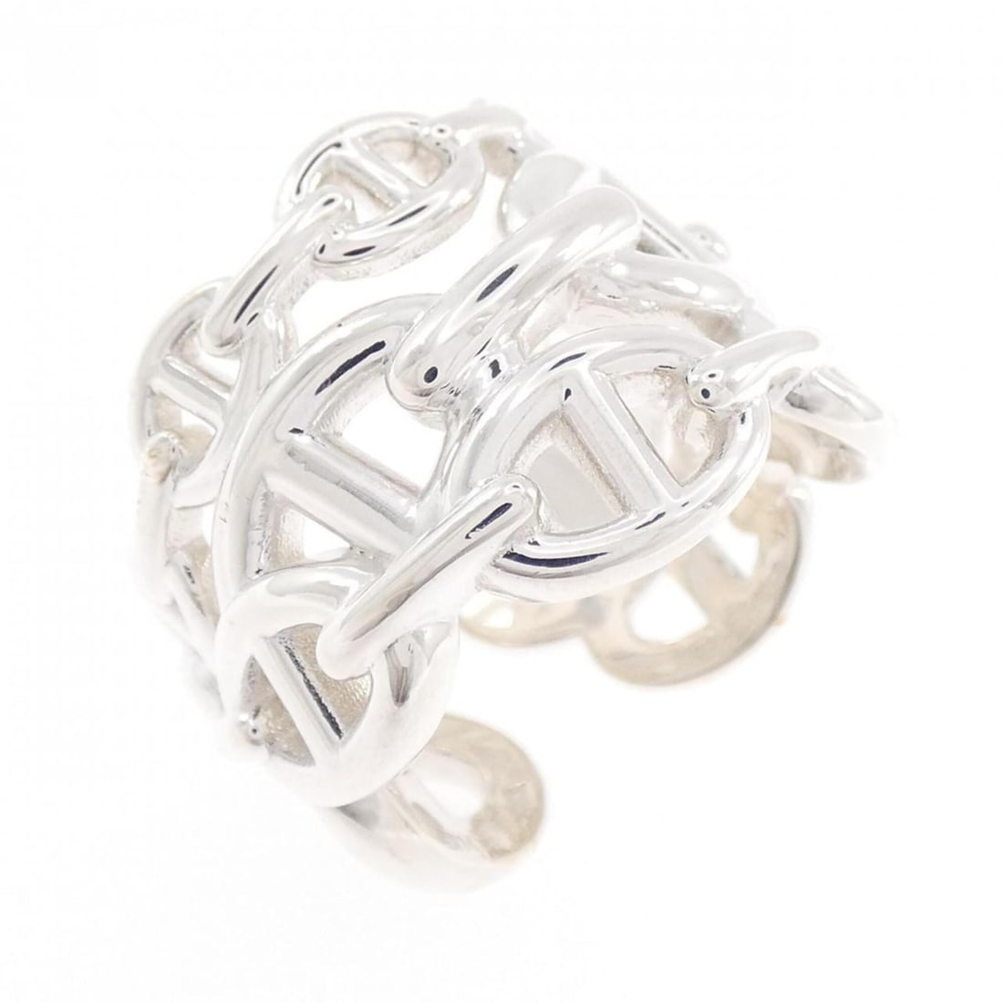 Hermes Hermès Chaine d'Ancre Enchainée Ring: --- Catalog ---Category: SizeWidth: 18.7mm / 0.74''Weight: 13.7g / 0.48oz.JP Size: 15.5US Size: 7.5Category: DesignType: Band ringGender: WomenMaterial: Silver 925Category: GeneralLine: Chaine