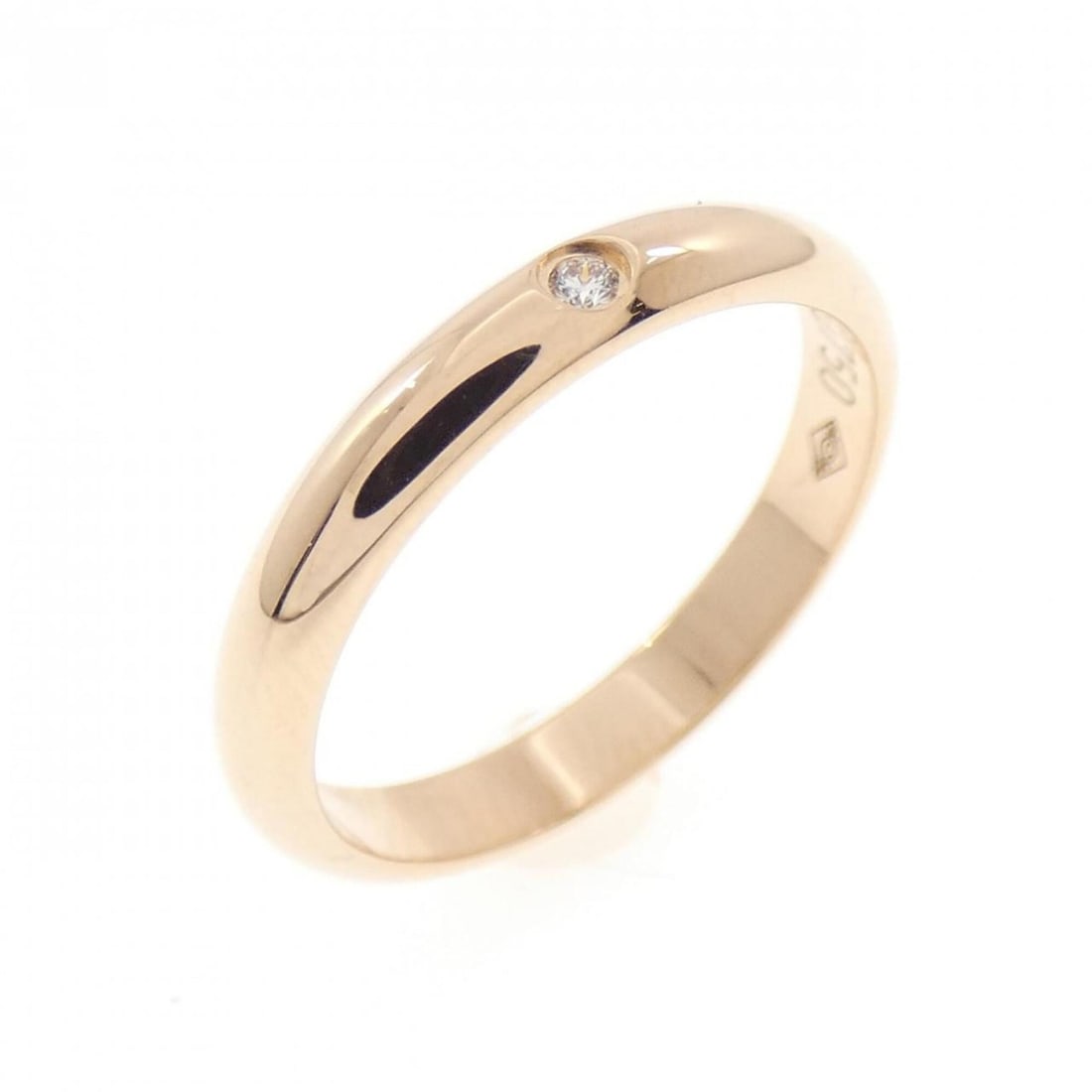 Cartier wedding ring: --- Catalog ---Category: SizeJP Size: 5US Size: 3.5Category: DesignType: Wedding ringColor: Pink goldGender: WomenMaterial: Pink gold (18K)Category: GeneralMPN: B4057600Brand: Cartier--- Item List ---