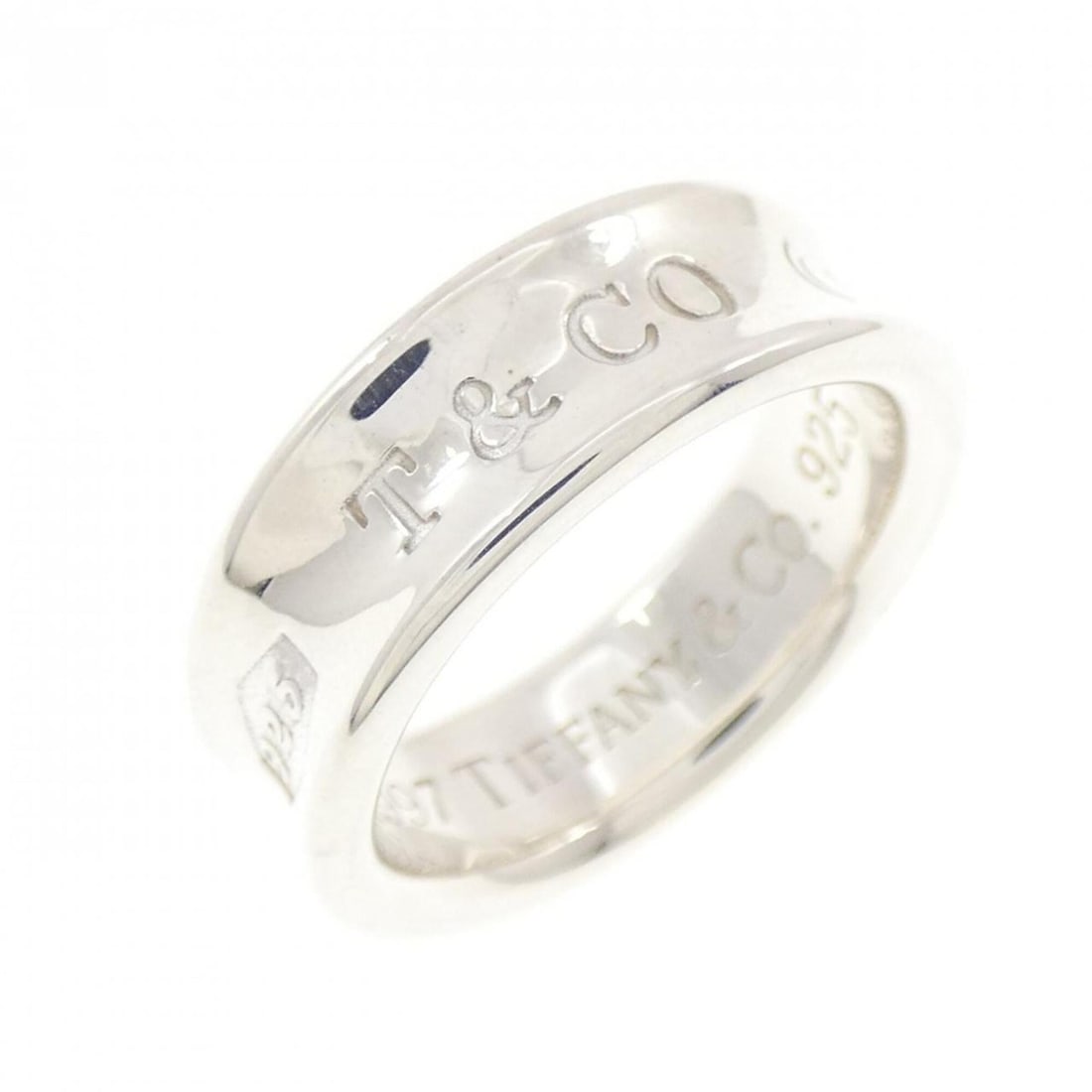 Tiffany & Co. 1837 Ring: --- Catalog ---Category: SizeJP Size: 12.5US Size: 6.5Category: DesignType: Band ringColor: SilverGender: WomenMaterial: Silver 925Category: GeneralMPN: 1837Brand: Tiffany--- Item List ---Section: