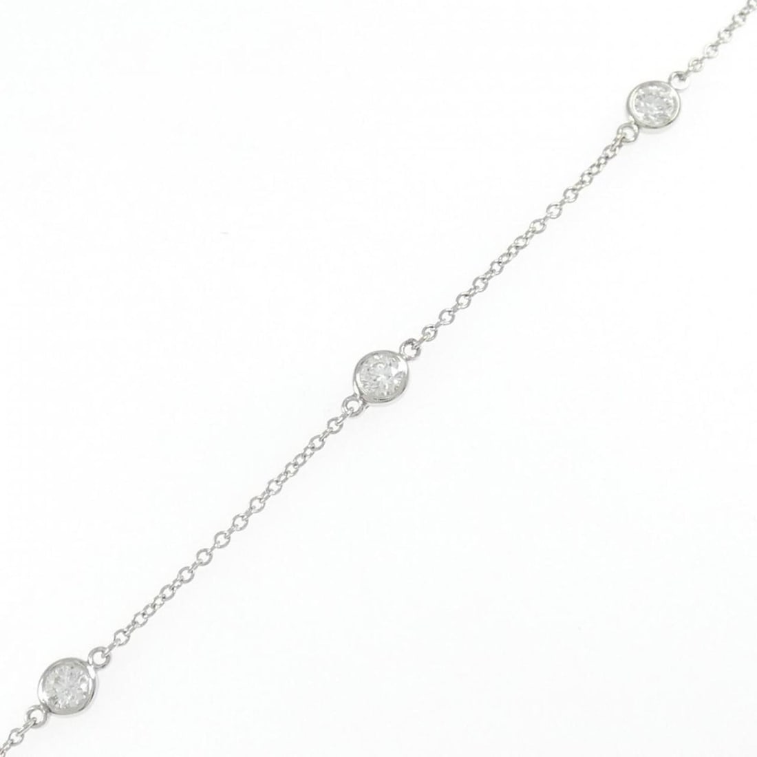 Tiffany & Co. By the Yard 5P Bracelet: --- Catalog ---Category: SizeLength: 17.5cm / 6.88''Category: DesignType: Charm braceletColor: SilverGender: WomenMaterial: Platinum 950Category: GeneralMPN: 60099285Brand: Tiffany--- Item List