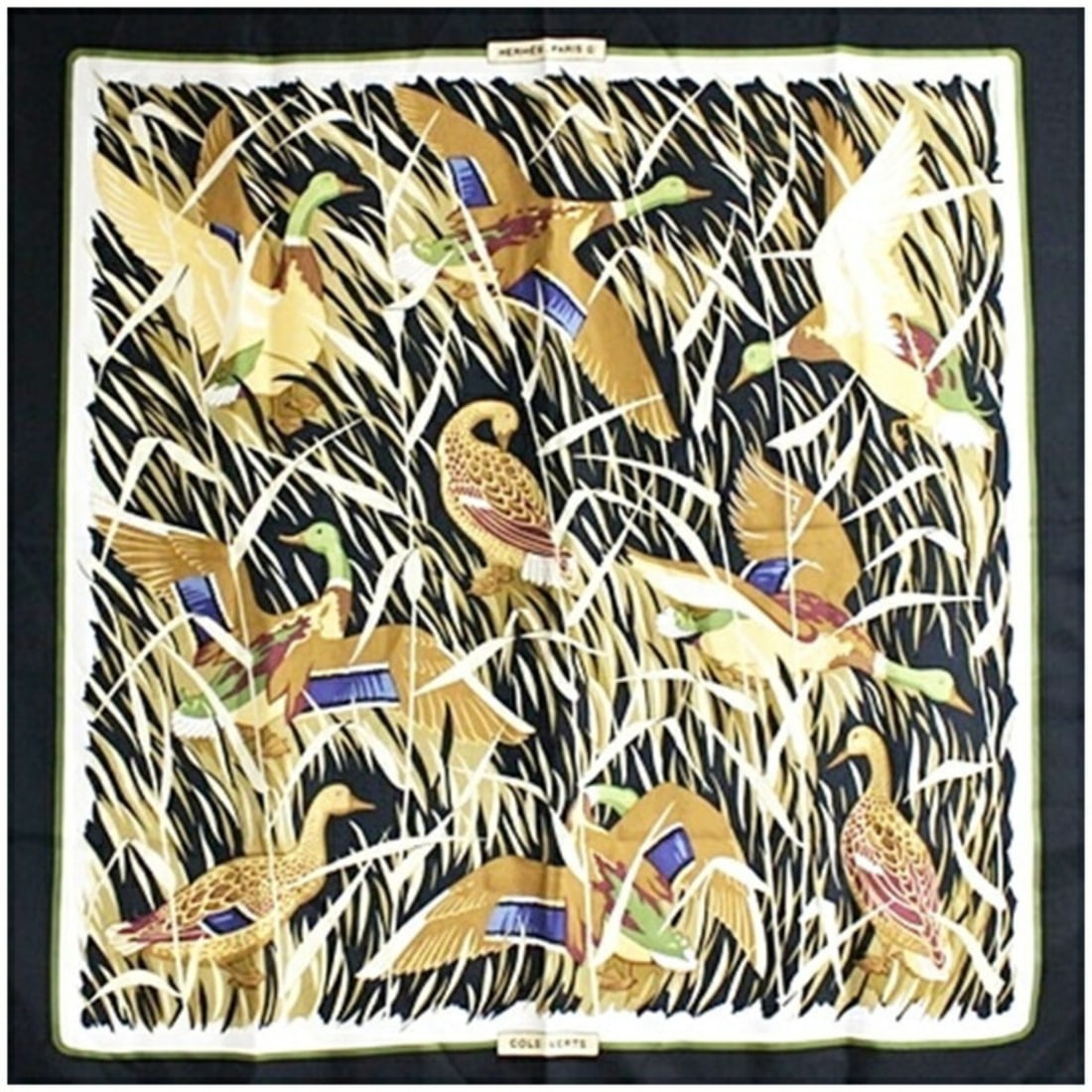 Hermes Silk Scarf Muffler Carre 90 COLS VERTS Camo HERMES Women's: --- Catalog ---Category: SizeSize (LxW): 88cm x 88cm / 34.64'' x 34.64''Category: DesignType: ScarfColor: Black, Multi-colorGender: WomenMaterial: Silk Category: GeneralBrand: Hermes--- Item List ---S