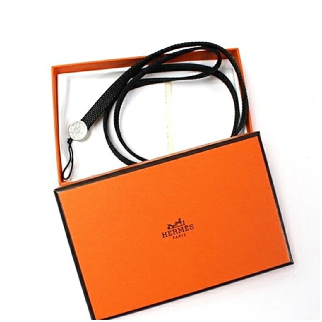 Hermes Sellier Strap, Grey, HERMES Men's/Women's Neck Strap: --- Catalog ---Category: DesignType: Neck strapColor: GrayMaterial: CanvasCategory: GeneralBrand: Hermes--- Item List ---Section: ConditionRanking: Rank AB Used - Traces of usage, scratches / dirt can