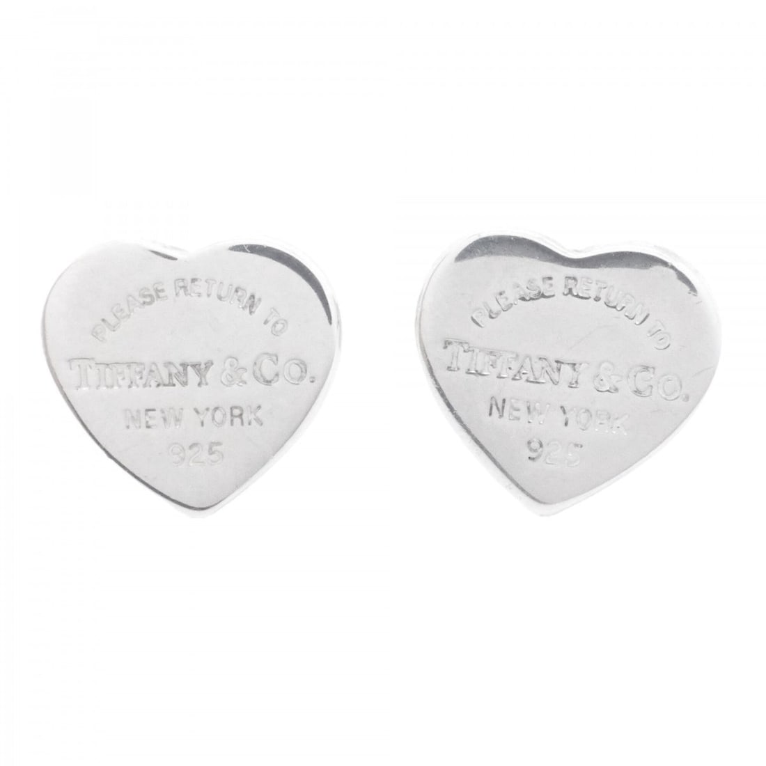 Tiffany & Co. Return to Heart Sterling Silver Earrings for Women: --- Catalog ---Category: SizeSize (HxWxD): 9.40mm x 10.00mm / 0.37'' x 0.39''Category: DesignType: Stud earringsGender: WomenMaterial: Silver 925Category: GeneralBrand: Tiffany--- Item List ---Section
