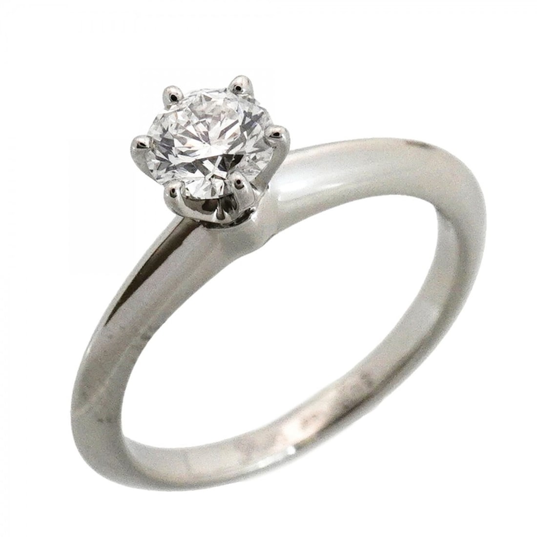 Tiffany & Co. Solitaire Ring, 1PD (One Diamond), Pt950 Platinum, 0.35ct Diamond, Size 6.5 (Women's): --- Catalog ---Category: SizeJP Size: 6.5US Size: 3.5Category: DesignType: Band ringStone: DiamondGender: WomenMaterial: Platinum 950Category: GeneralBrand: Tiffany--- Item List ---Section: ConditionR