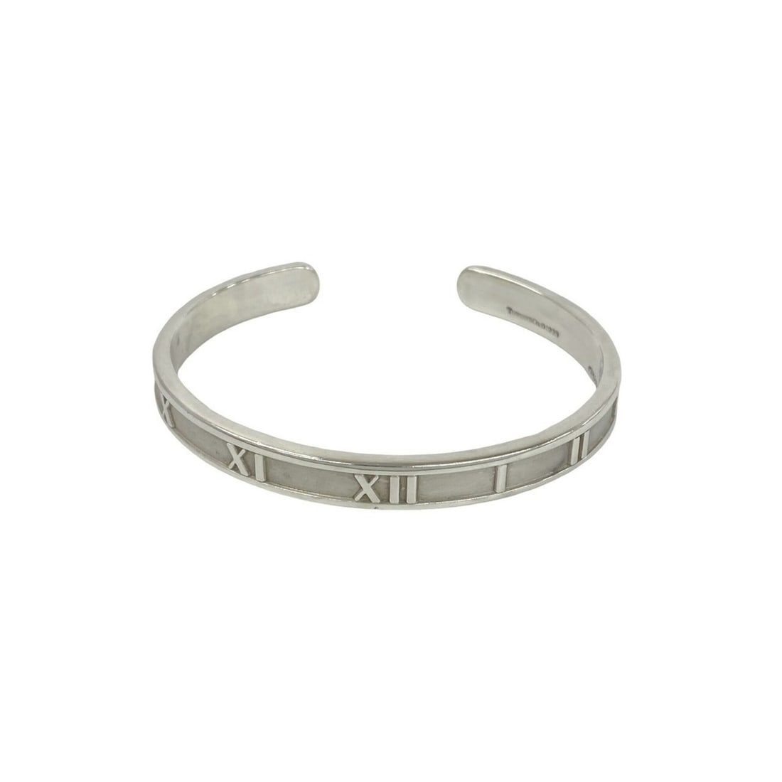 TIFFANY&Co. Tiffany Vintage Atlas Bangle, Sterling Silver 925 Bracelet, Accessory, 41044: --- Catalog ---Category: SizeLength: 17.5cm / 6.88''Category: DesignType: BangleColor: SilverGender: WomenMaterial: Silver 925Category: GeneralBrand: Tiffany--- Item List ---Section: ConditionRanking: