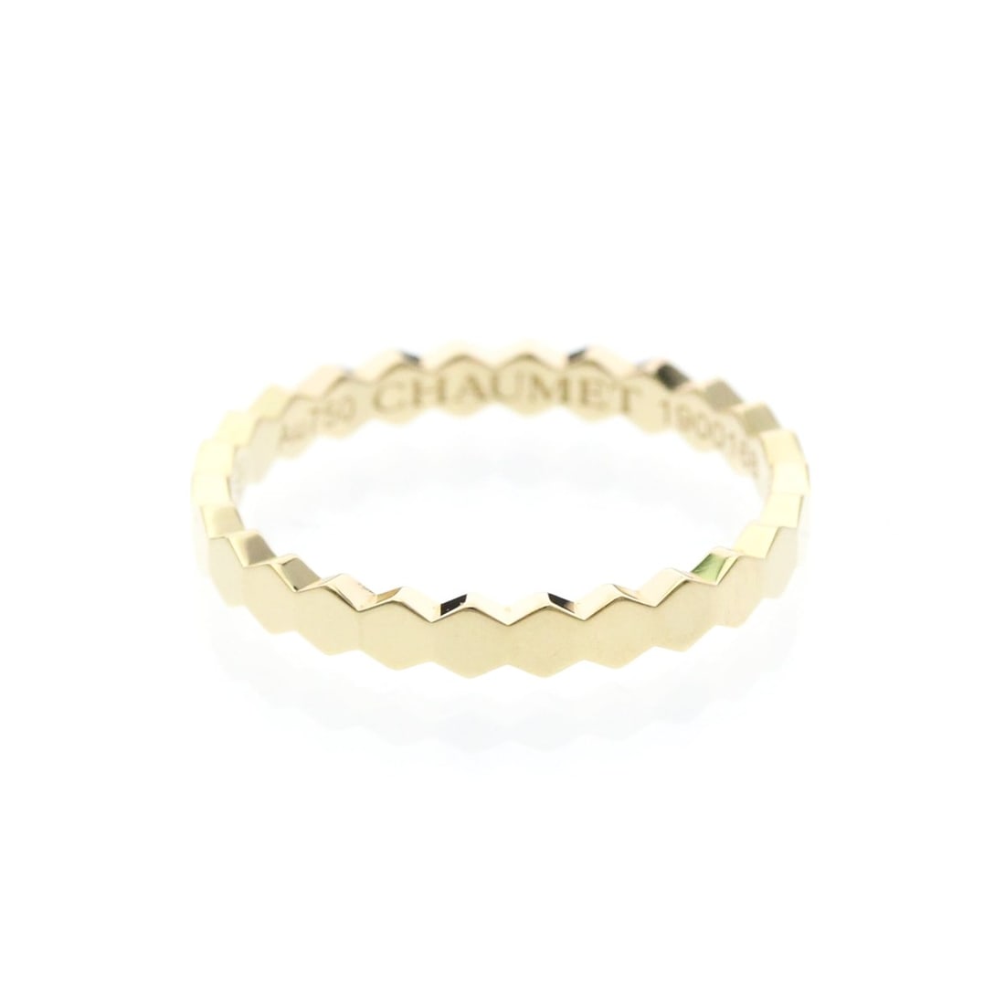 Chaumet Be My Love Ring Yellow Gold (18K) Fashion No Stone Band Ring Gold: --- Catalog ---Category: SizeWidth: 2.5mm / 0.1''Weight: 1.9g / 0.06oz.JP Size: 10US Size: 5 1/4Brand Size: 50Category: DesignType: Band ringColor: GoldMetal: GoldStone: No StoneStyle: FashionGender: 
