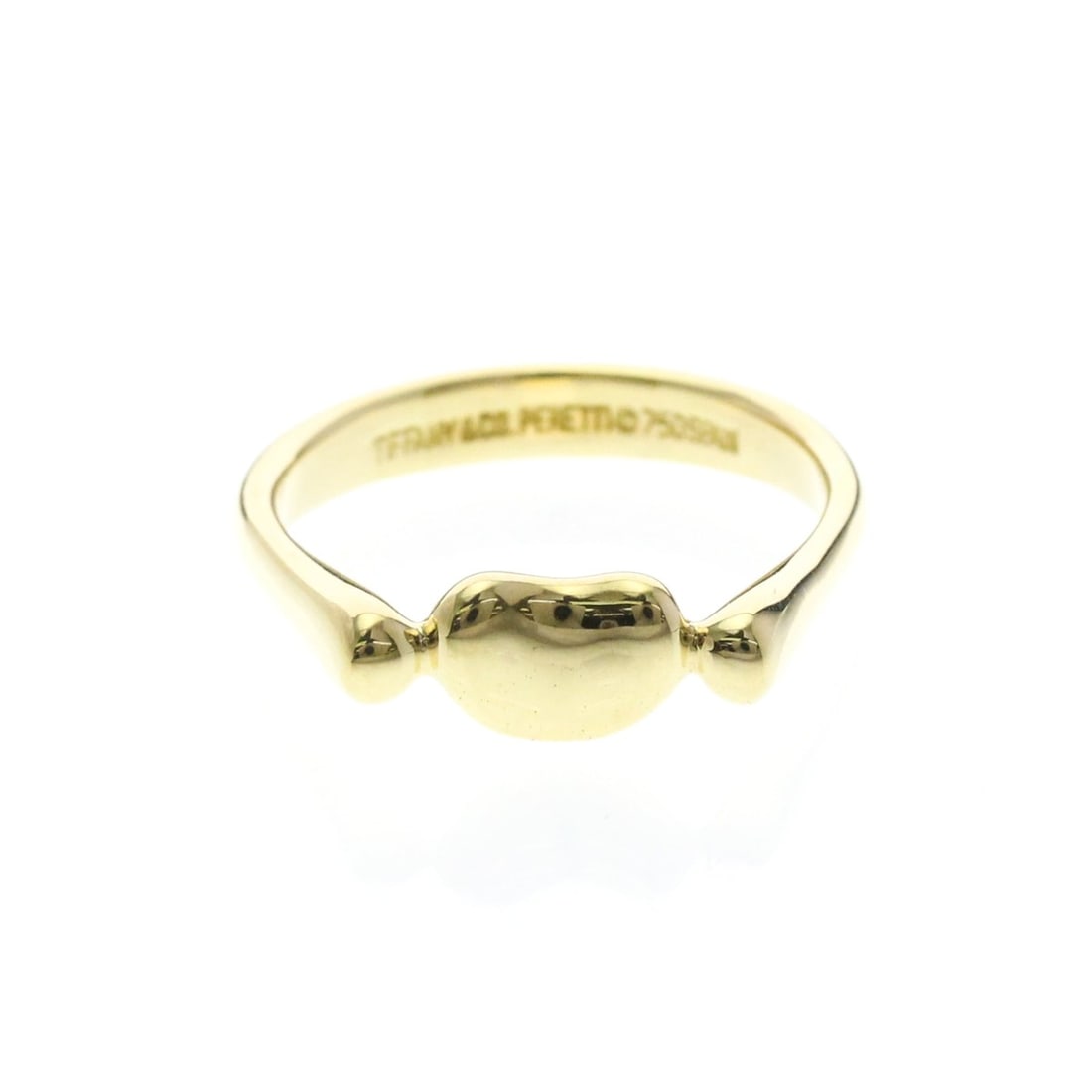 Tiffany Bean Yellow Gold (18K) Fashion No Stone Band Ring Gold: --- Catalog ---Category: SizeWidth: 3.2mm / 0.13''Weight: 4.2g / 0.14oz.JP Size: 12US Size: 6-6.5Category: DesignType: Band ringColor: GoldMetal: GoldStone: No StoneStyle: FashionGender: Men,WomenMate