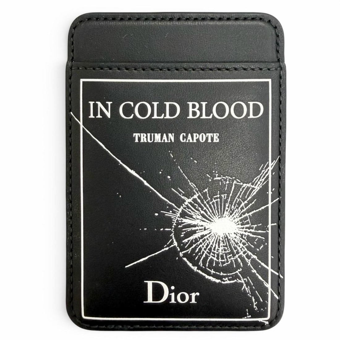 Christian Dior DIOR 2BTCH207GUU Leather 2026 Summer Men's Collection "In Cold Blood" Bifold Magnetic: --- Catalog ---Category: DesignType: Card caseColor: BlackGender: MenMaterial: Leather Category: GeneralMPN: 2BTCH207GUUBrand: Christian DiorCountry of Origin: ItalyCategory: Physical PropertiesSize (