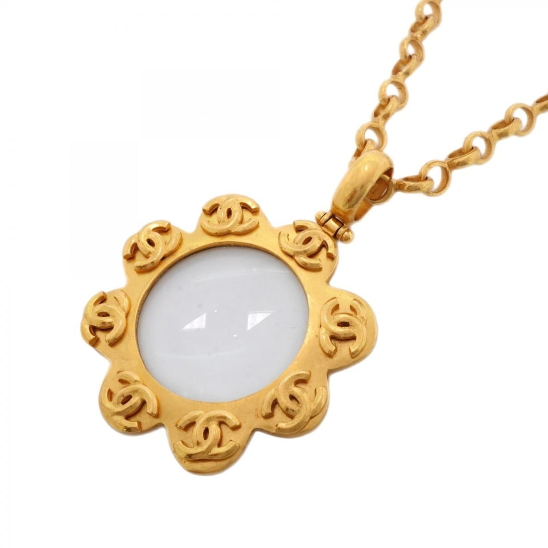 Chanel Necklace, Coco Mark, Magnifying Glass, GP Plated Gold, Women's: --- Catalog ---Category: SizePendant Size: 76.8mm x 56.3mm / 3.02'' x 2.21''Neck Circumference: 91.5 cm / 36.02''Category: DesignColor: GoldGender: WomenMaterial: Gold platingNecklace Type: NecklaceCa