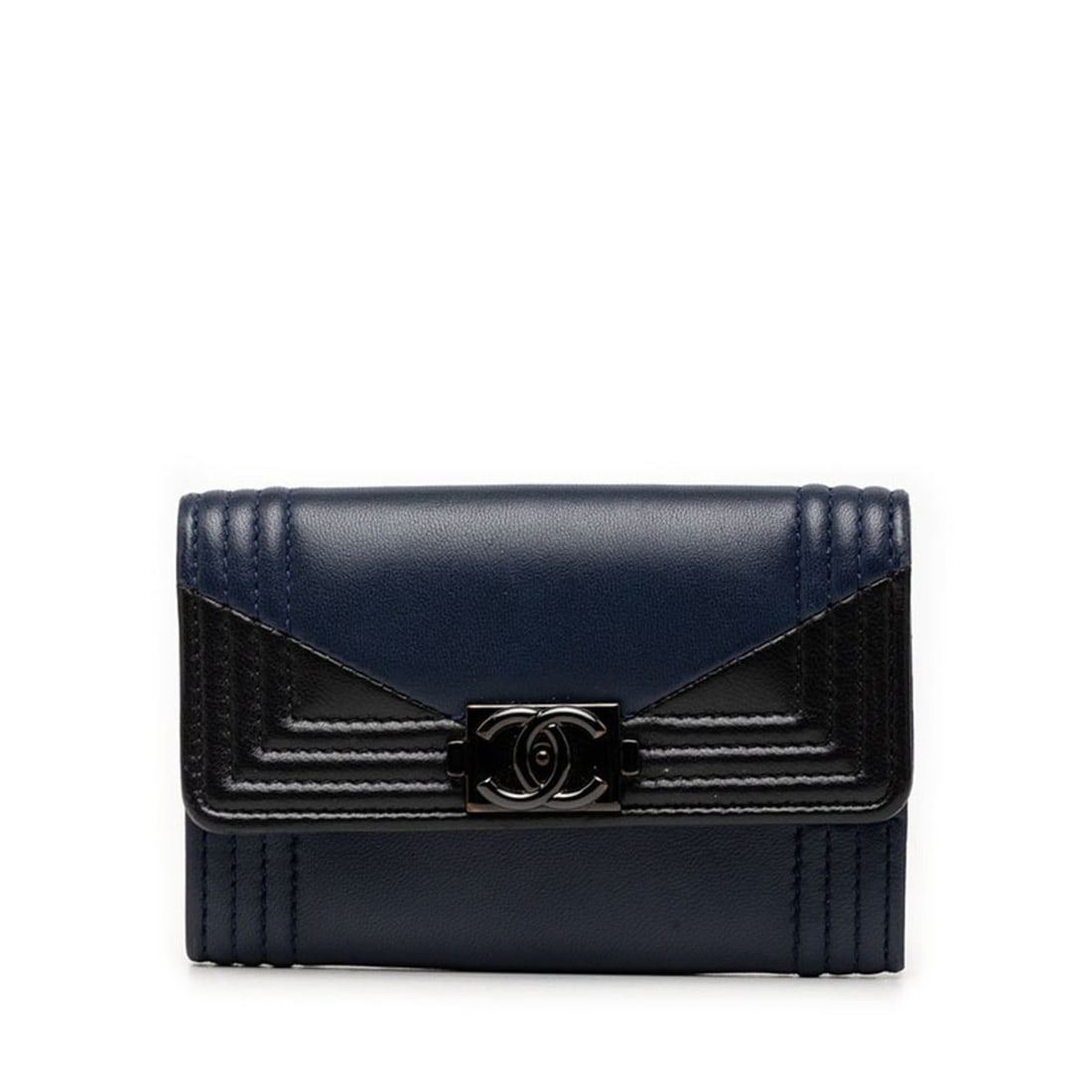Chanel Coco Mark Boy Business Card Holder/Card Case, Navy Black Lambskin, Women's CHANEL: --- Catalog ---Category: DesignType: Card caseColor: Black, NavyGender: WomenMaterial: Leather Leather/Fur Type: LambskinCategory: GeneralBrand: ChanelCategory: Physical PropertiesSize (HxWxD): 7.5cm 