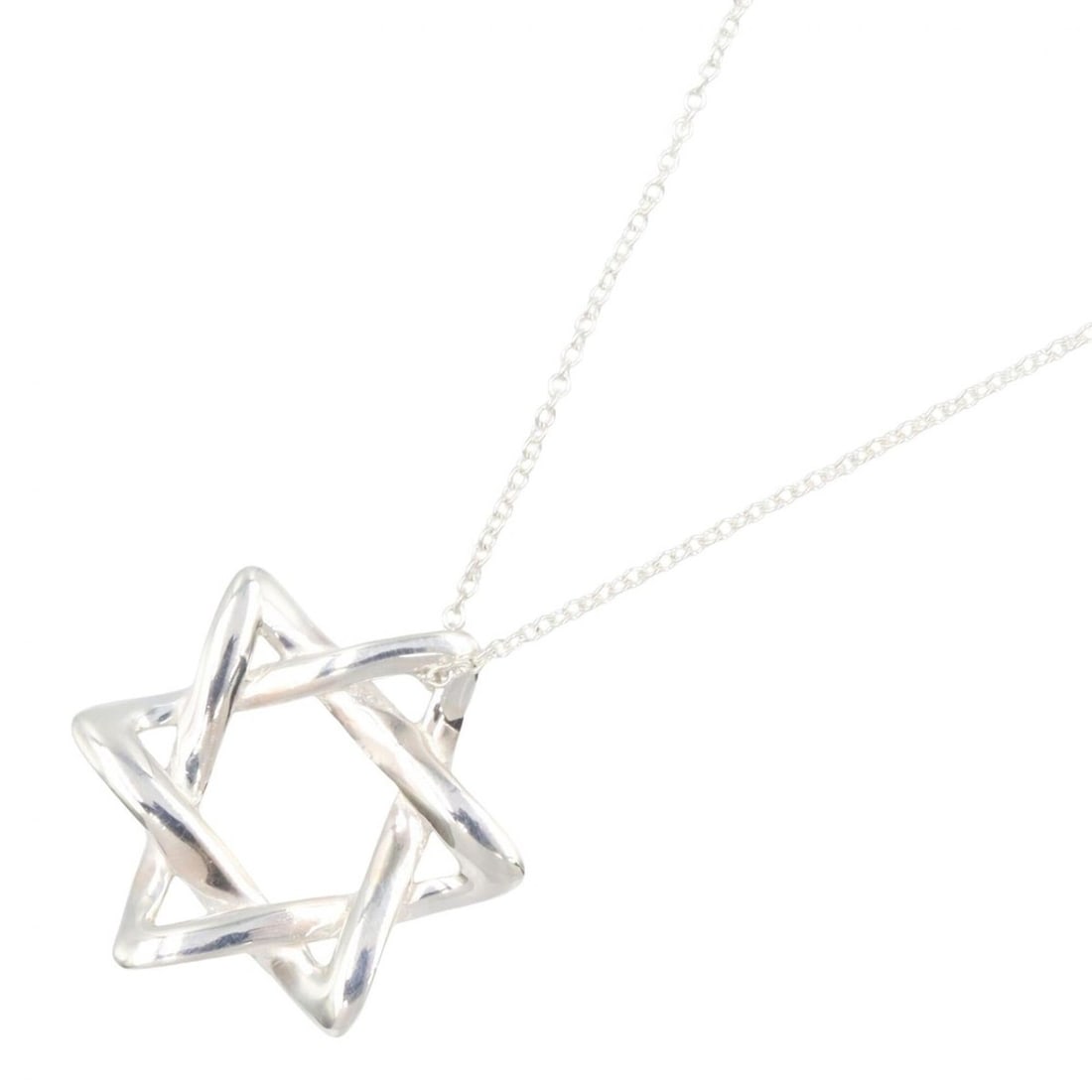 Tiffany & Co. Star of David Necklace, Sterling Silver 925, Women's Jewelry, Tone: --- Catalog ---Category: SizeWeight: 2.5g / 0.08oz.Pendant Size: 21mm x 20mm / 0.82'' x 0.78''Neck Circumference: 40 cm / 15.74''Category: DesignMetal: SilverGender: WomenMetal Purity: Silver925Neckla