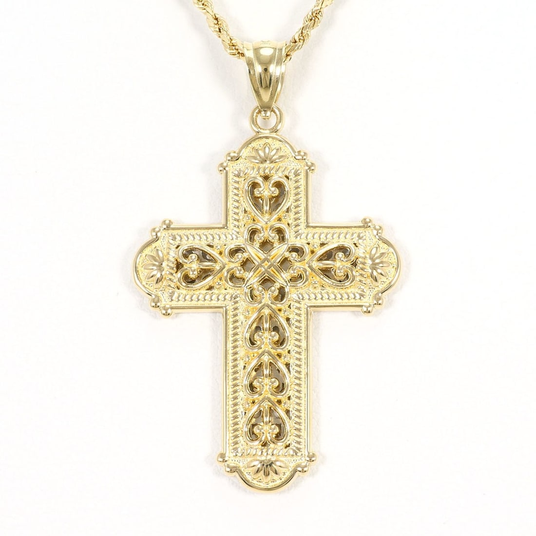 K10 10K YG Yellow Gold Necklace, Total Weight 4.8g, 45cm, Like New Condition: --- Catalog ---Category: SizeWeight: 4.8g / 0.16oz.Pendant Size: 38mm x 23mm / 1.49'' x 0.9''Neck Circumference: 45 cm / 17.71''Category: DesignColor: White gold, Yellow goldMetal: Gold, White GoldGen