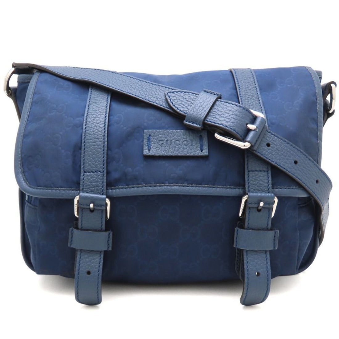 GUCCI GG Supreme Messenger Bag 510335 Shoulder Nylon x Leather Navy Men's 353330: --- Catalog ---Category: SizeSize (HxWxD): 22cm x 27cm x 9cm / 8.66'' x 10.62'' x 3.54''Strap Length: 107cm - 117cm / 42.12'' - 46.06''Category: DesignType: Messenger bag, Shoulder bagColor: NavyGende