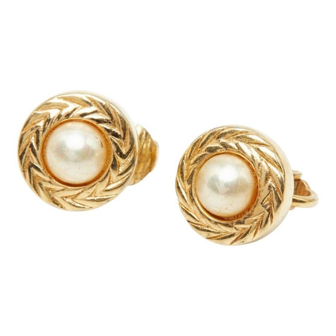 Christian Dior Dior Round Earrings, Gold, Faux Pearl, Plated, GP, Women's: --- Catalog ---Category: SizeSize (HxWxD): 11.60mm x 11.60mm / 0.46'' x 0.46''Category: DesignType: Clip earringsColor: GoldGender: WomenMaterial: Gold platingCategory: GeneralBrand: Christian Dior---