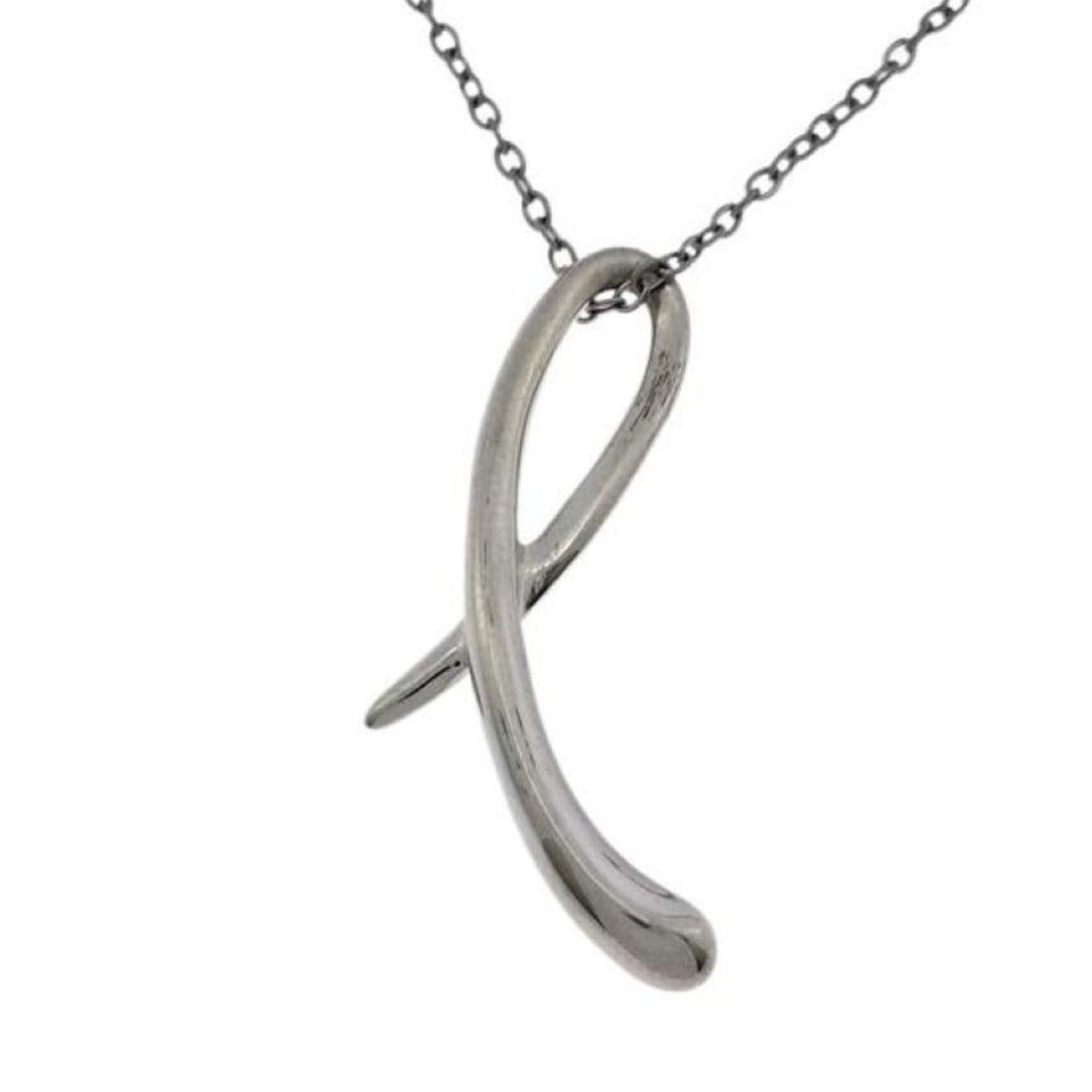 Tiffany & Co. Elsa Peretti Alphabet Letter I Necklace, SV925 Stainless Steel, Women's: --- Catalog ---Category: SizeWeight: 2.5g / 0.08oz.Pendant Size: 32mm x 16mm / 1.25'' x 0.62''Neck Circumference: 46 cm / 18.11''Category: DesignGender: WomenMaterial: Silver 925, Stainless steelPenda