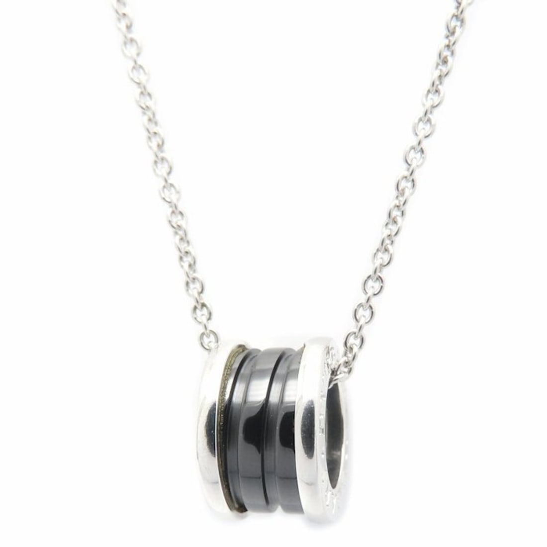 BVLGARI Save the Children B.zero1 Necklace, SV925 x Black Ceramic, Women's, 295632: --- Catalog ---Category: SizeWeight: 9.4g / 0.33oz.Diameter: 14.8mm / 0.58''Pendant Size: 9.2mm / 0.36''Neck Circumference: 38.5 cm - 45.5 cm / 15.15'' - 17.91''Category: DesignGender: WomenMaterial: 