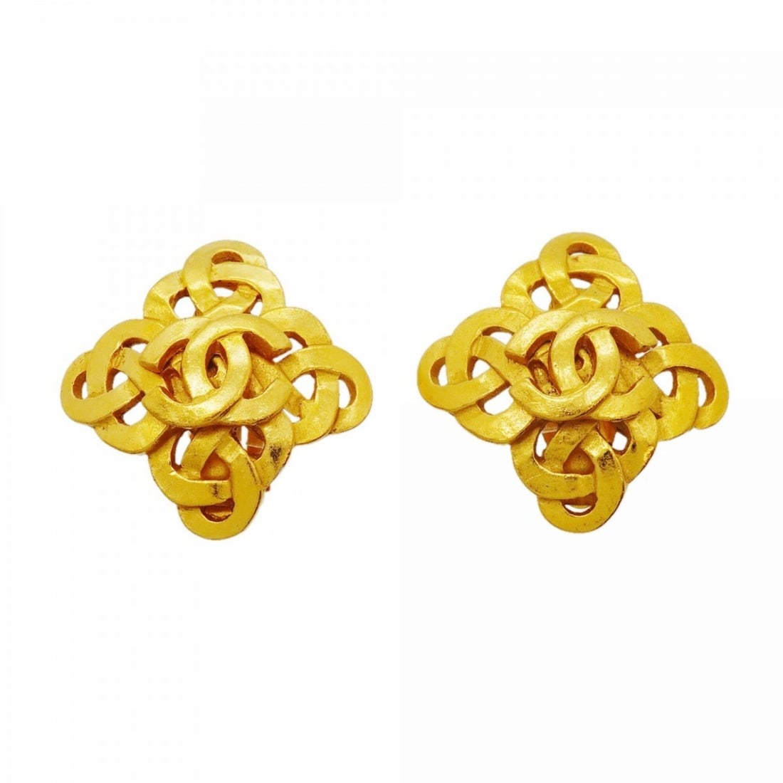 Chanel earrings, Coco Mark, GP plated, gold, women's.: --- Catalog ---Category: SizeSize (HxWxD): 32.90mm x 31.80mm / 1.30'' x 1.25''Category: DesignType: Clip earringsColor: GoldGender: WomenMaterial: Gold platingCategory: GeneralBrand: Chanel--- Item Li