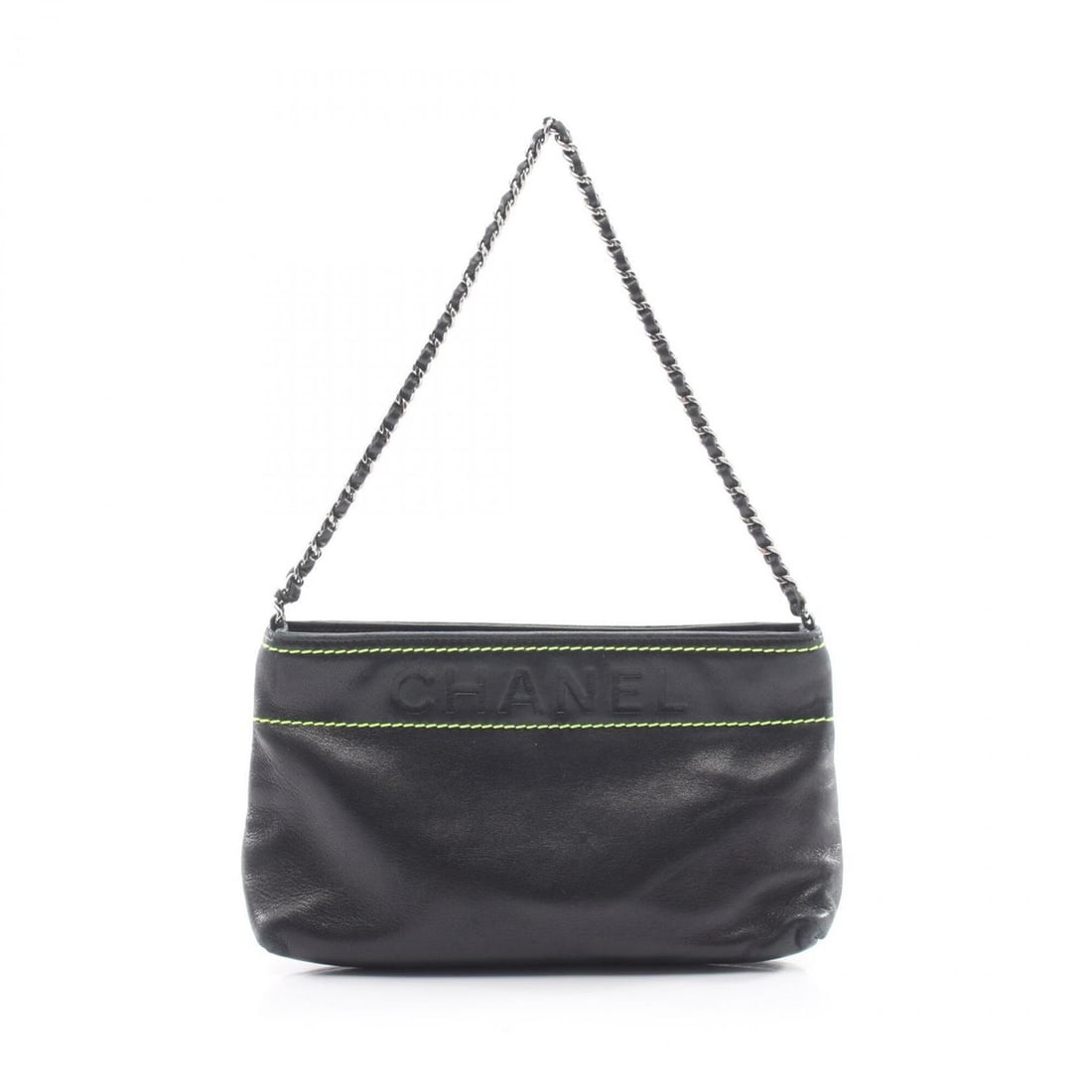 Chanel embossed logo handbag, lambskin leather, women's, black.: --- Catalog ---Category: SizeSize (HxWxD): 13.5cm x 22cm x 5cm / 5.31'' x 8.66'' x 1.96''Category: DesignType: HandbagColor: BlackGender: WomenMaterial: Leather Leather/Fur Type: LambskinCategory: Gen