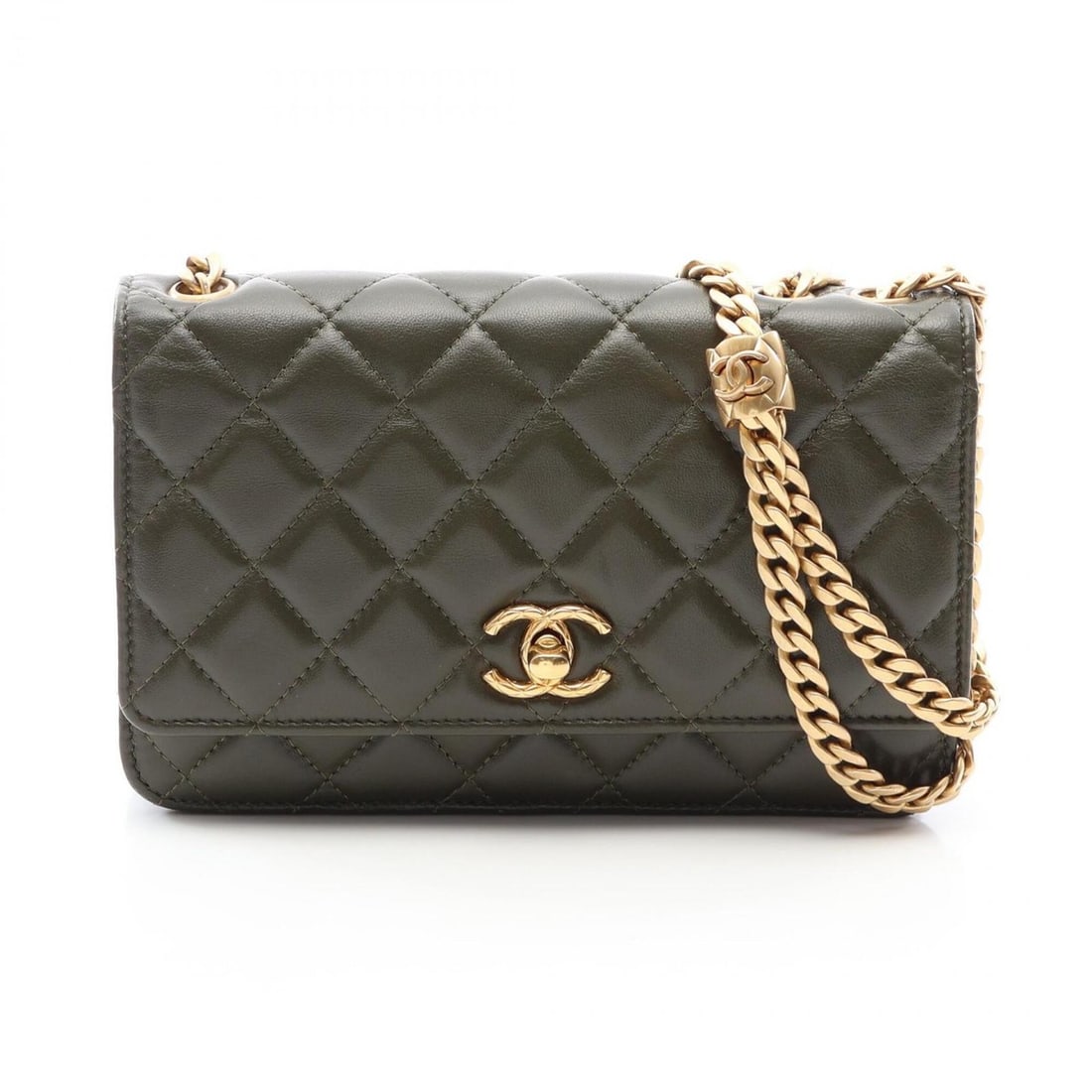 Chanel Matelassé Shoulder Bag/Handbag, Lambskin Leather, Women's, Khaki (AP3043): --- Catalog ---Category: SizeSize (HxWxD): 12.5cm x 19cm x 3.5cm / 4.92'' x 7.48'' x 1.37''Category: DesignType: Handbag, Shoulder bagColor: KhakiGender: WomenMaterial: Leather Leather/Fur Type: Lambs