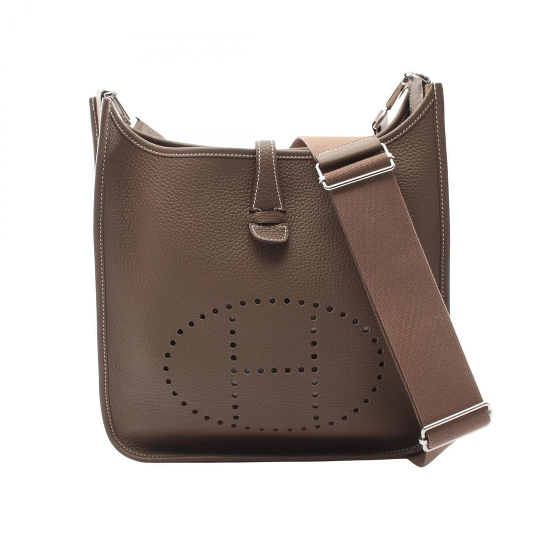 Hermes Evelyne 3 Trois PM Etoupe Shoulder Bag Handbag Leather Taurillon Clemence Women's Gray: --- Catalog ---Category: SizeSize (HxWxD): 26.5cm x 28cm x 7cm / 10.43'' x 11.02'' x 2.75''Category: DesignType: Handbag, Shoulder bagColor: Etoupe gray, GrayGender: WomenMaterial: Taurillon clemence 