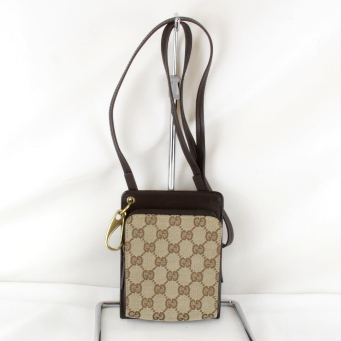 GUCCI Mini 106693?0416 Shoulder Bag GG Canvas Brown Women's: --- Catalog ---Category: SizeSize (HxWxD): 15cm x 12cm x 3cm / 5.9'' x 4.72'' x 1.18''Category: DesignType: Shoulder bagColor: BrownGender: WomenMaterial: GG canvas Category: GeneralMPN: 106693Brand: 