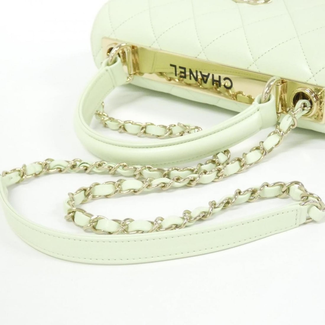 Chanel 92236 handbag - 8