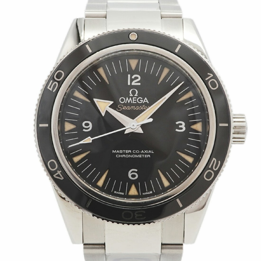 Omega Seamaster 300 Master Co-Axial 233.30.41.21.01.001 Black Dial Men's Watch: --- Catalog ---Category: SizeWrist Size: 16.5cm / 6.49''Case Diameter: 41mm / 1.61''Category: DesignType: WristwatchGender: MenColor (Dial): BlackMaterial (Band): Stainless steelCategory: GeneralMPN: 
