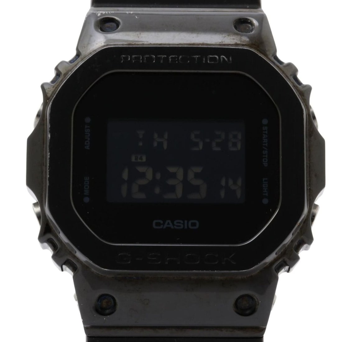 CASIO G-SHOCK DIGITAL 5600 SERIES GM-5600B-1JF Black Resin/Stainless Steel Men's Watch: --- Catalog ---Category: SizeWrist Size: 22cm / 8.66''Case Diameter: 43.2mm / 1.7''Category: DesignType: WristwatchGender: MenMaterial (Case): Stainless steelCategory: GeneralMPN: GM-5600B-1JFBrand: C