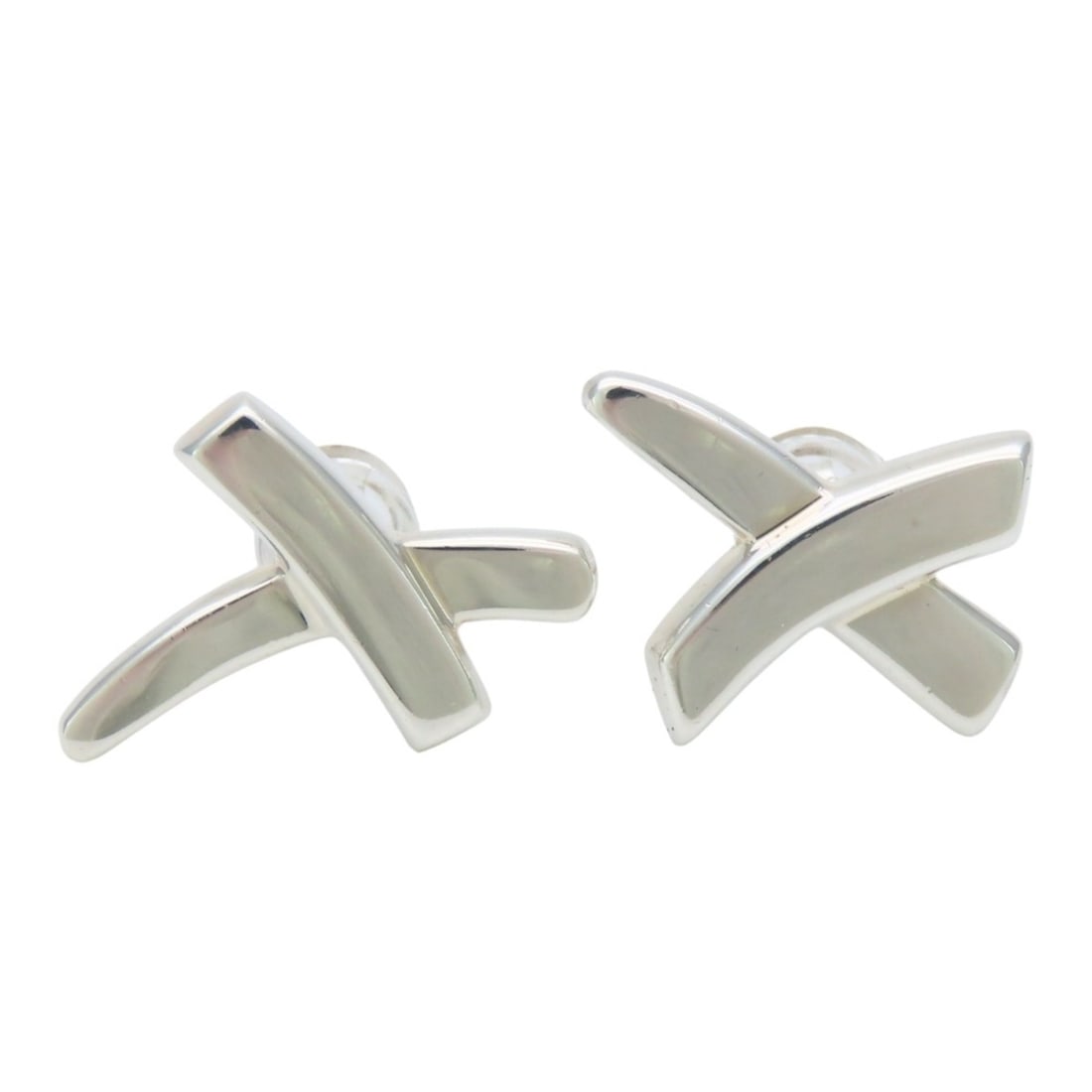Tiffany & Co. Kiss Earrings, SV925, Paloma Picasso Design, Women's Accessory.: --- Catalog ---Category: SizeSize (HxWxD): 14.80mm x 12.10mm / 0.58'' x 0.48''Category: DesignType: Stud earringsColor: SilverGender: WomenMaterial: Silver 925Category: GeneralBrand: Tiffany--- Item L