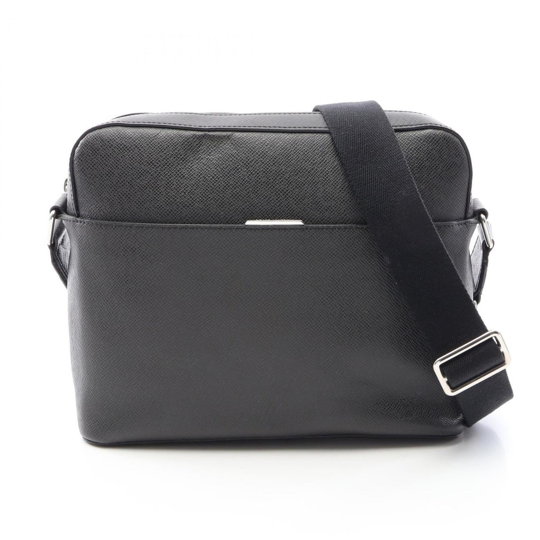 Louis Vuitton Anton Messenger PM Shoulder Bag Handbag Leather Taiga Men's Black M34408: --- Catalog ---Category: SizeSize (HxWxD): 23cm x 28cm x 7cm / 9.05'' x 11.02'' x 2.75''Category: DesignType: Handbag, Shoulder bagColor: BlackGender: MenMaterial: Taiga leather , Leather Category: Ge