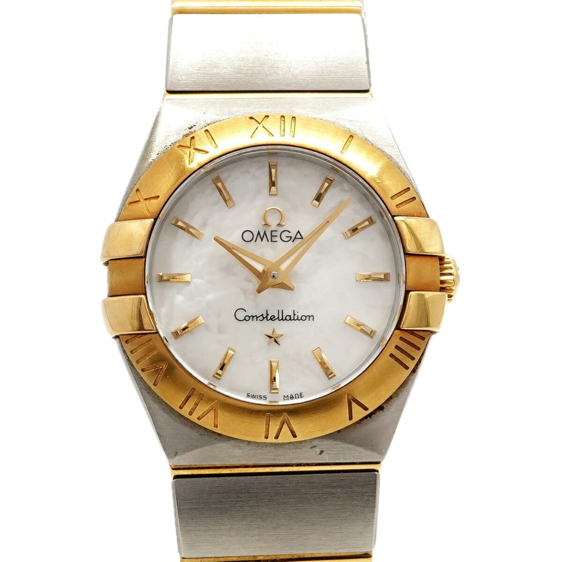 Omega Constellation 123.20.24.60.05.002 White Dial Women's Watch: --- Catalog ---Category: SizeWrist Size: 14.5cm / 5.7''Case Diameter: 23.8mm / 0.94''Category: DesignType: WristwatchGender: WomenColor (Dial): WhiteMaterial (Band): Stainless steel, Yellow goldCatego