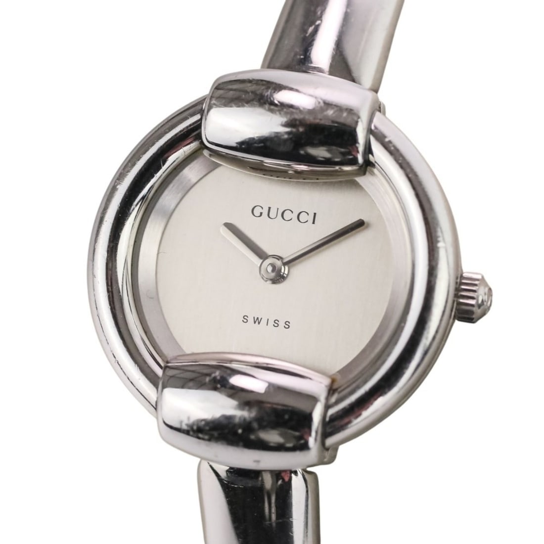 GUCCI Quartz Watch Bangle 1400L Silver Dial Women's: --- Catalog ---Category: SizeWrist Size: 16cm / 6.29''Case Diameter: 25mm / 0.98''Category: DesignType: WristwatchGender: WomenColor (Dial): SilverMaterial (Band): Stainless steelMaterial (Case): Stai
