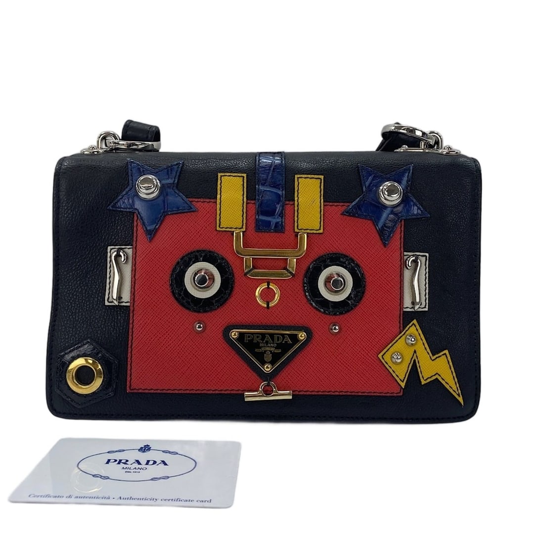 Prada PRADA Shoulder Bag Black: --- Catalog ---Category: SizeSize (HxWxD): 15cm x 22cm x 3cm / 5.9'' x 8.66'' x 1.18''Strap Length: 91cm - 113cm / 35.82'' - 44.48''Category: DesignType: Shoulder bagColor: BlackGender: