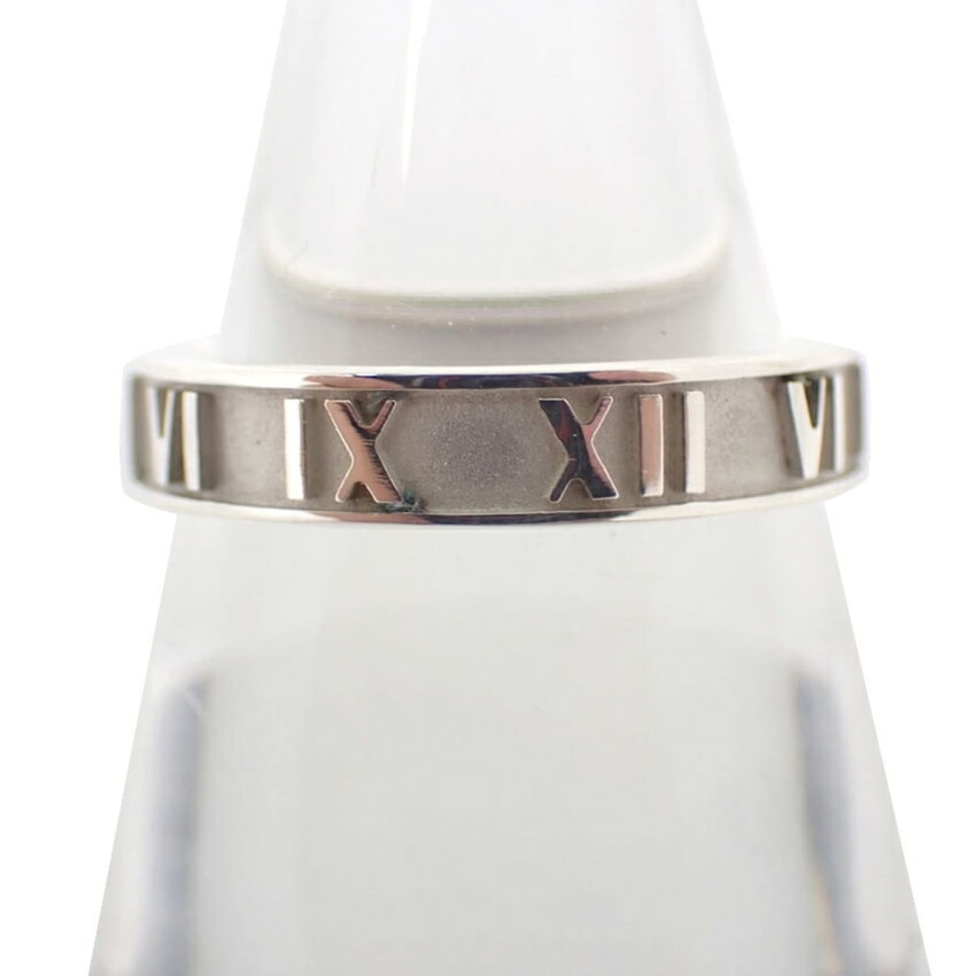 TIFFANY & Co. 925 Atlas Ring, Size 12.5: --- Catalog ---Category: SizeUS Size: 6.5Brand Size: 52Category: DesignType: Band ringGender: WomenMaterial: Sterling silver 925Category: GeneralBrand: Tiffany--- Item List ---Section: ConditionRankin