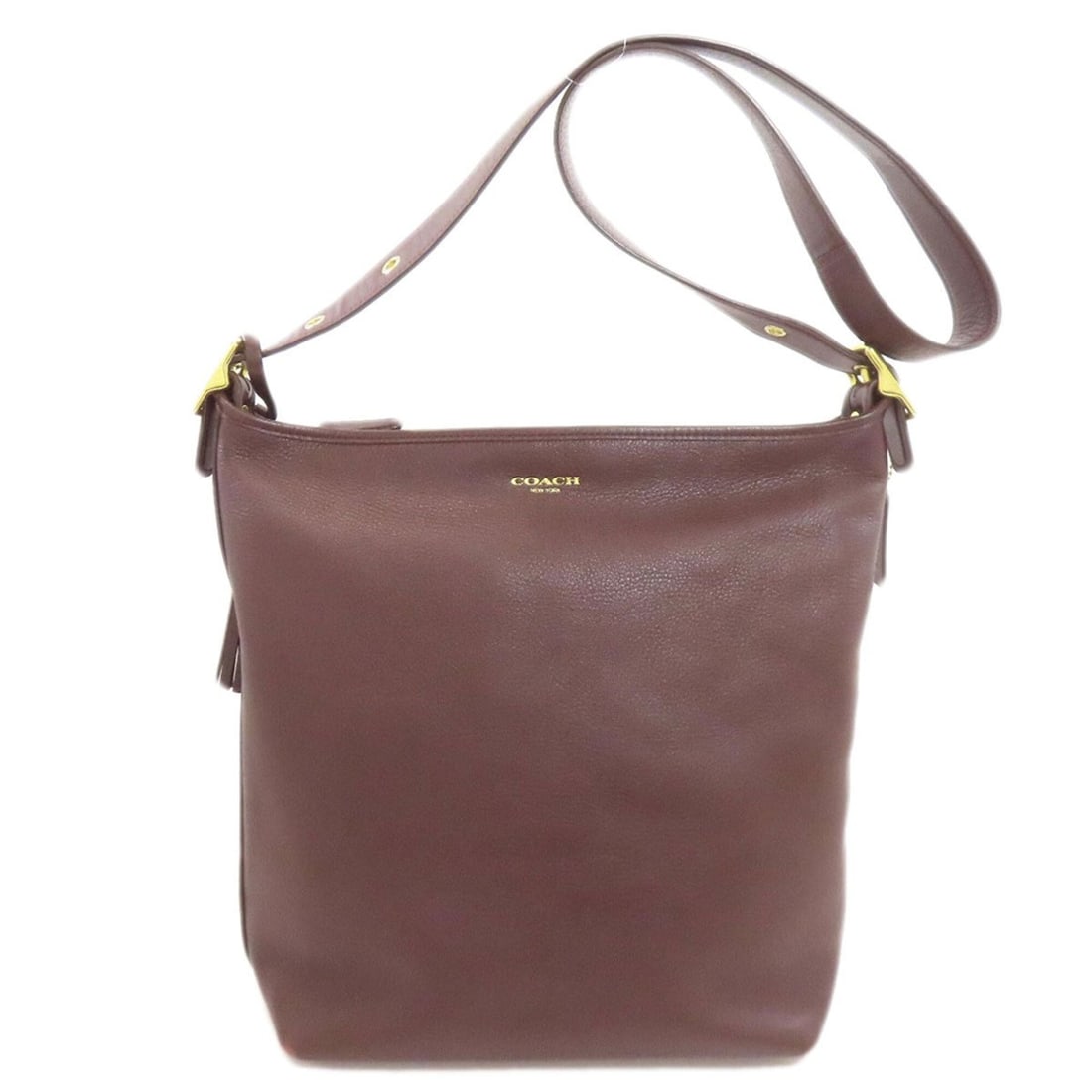 Coach 19889 Logo Shoulder Bag Leather Women's COACH: --- Catalog ---Category: SizeSize (HxWxD): 31cm x 34cm x 13cm / 12.2'' x 13.38'' x 5.11''Strap Length: 82cm - 102cm / 32.28'' - 40.15''Category: DesignType: Shoulder bagColor: Dark brownGender: WomenC