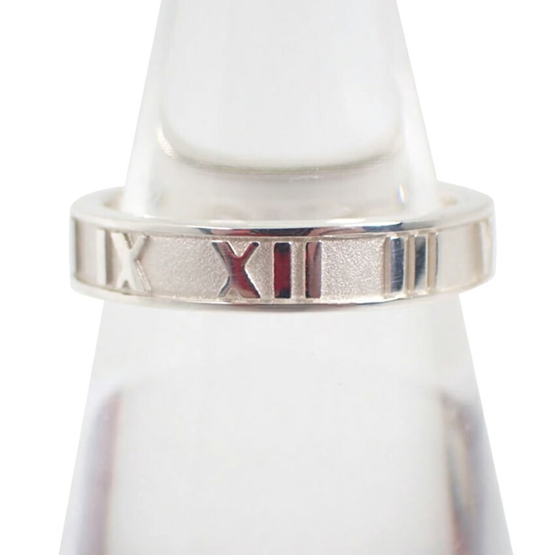 TIFFANY & Co. 925 Atlas Narrow Ring, Size 11: --- Catalog ---Category: SizeUS Size: 6Brand Size: 51Category: DesignType: Band ringGender: WomenMaterial: Sterling silver 925Category: GeneralBrand: Tiffany--- Item List ---Section: ConditionRanking: