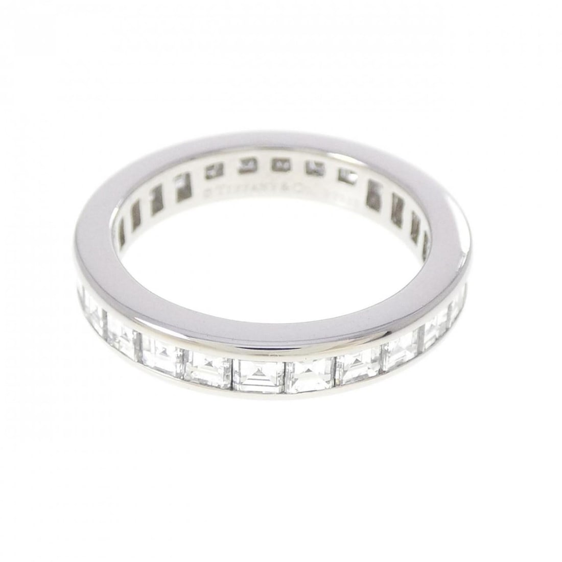 Tiffany Full Circle Square Ring: --- Catalog ---Category: SizeJP Size: 8.0US Size: 4.5Category: DesignType: Band ringStone: DiamondGender: WomenMaterial: Platinum 950Category: GeneralBrand: Tiffany--- Item List ---Section: ConditionR