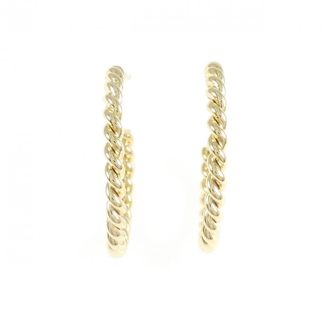 Tiffany Twist Hoop Medium Earrings: --- Catalog ---Category: SizeSize (HxWxD): 22.80mm x 2.20mm / 0.90'' x 0.09''Category: DesignType: Stud earringsGender: WomenMaterial: Yellow gold (18K)Category: GeneralBrand: Tiffany--- Item List