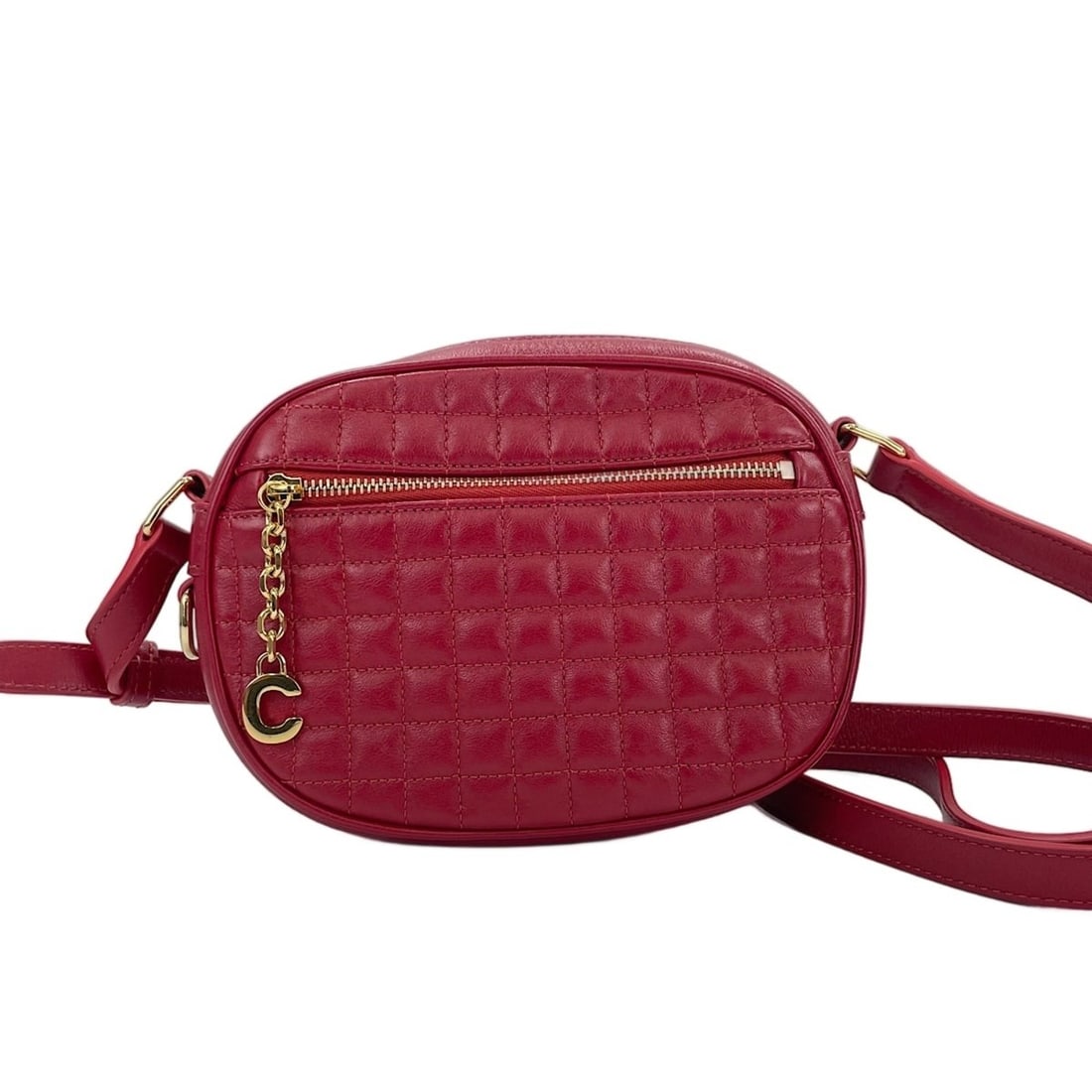 Celine C-Charm Small Shoulder Bag, Red: --- Catalog ---Category: SizeSize (HxWxD): 12.5cm x 17cm x 4cm / 4.92'' x 6.69'' x 1.57''Category: DesignType: Shoulder bagColor: Red colorGender: WomenCategory: GeneralBrand: Celine--- Item List ---S