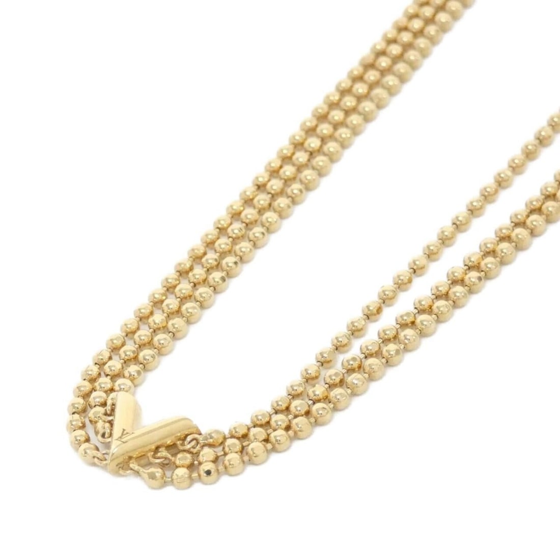 Louis Vuitton Collier Essential V Skin M00635 Necklace: --- Catalog ---Category: SizePendant Size: 10mm x 10mm / 0.39'' x 0.39''Neck Circumference: 36 cm - 41 cm / 14.17'' - 16.14''Category: DesignColor: GoldGender: Men,WomenNecklace Type: NecklaceCategory