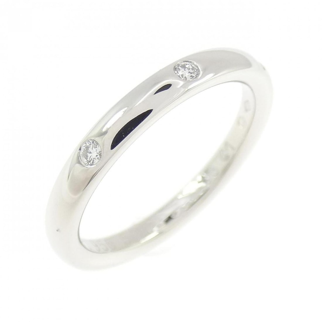 Van Cleef & Arpels Tendrement Etoile Ring: --- Catalog ---Category: SizeUS Size: 6Brand Size: 51Category: DesignType: Band ringGender: WomenMaterial: Platinum 950Category: GeneralBrand: Van Cleef & Arpels--- Item List ---Section: ConditionRank