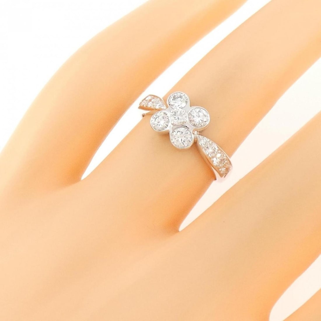 Van Cleef & Arpels Ombelle Ring - 5