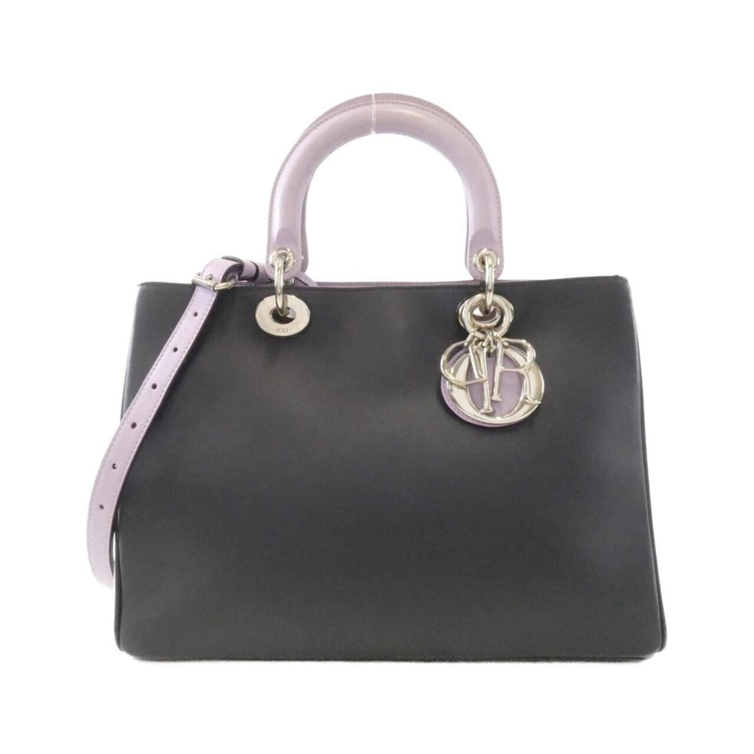 Christian Dior Diorissimo M0902PSHA Handbag: --- Catalog ---Category: SizeSize (HxWxD): 23cm x 32cm x 12cm / 9.05'' x 12.59'' x 4.72''Category: DesignType: HandbagColor: Navy, PurpleGender: WomenMaterial: Leather Category: GeneralMPN: M0902PSHAB